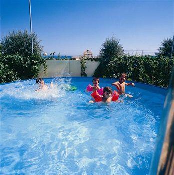Promenade Universale Hotel