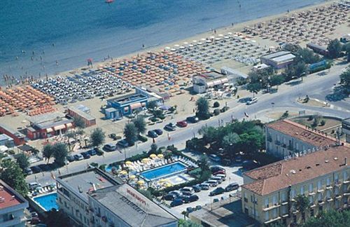 Promenade Universale 3* Cesenatico