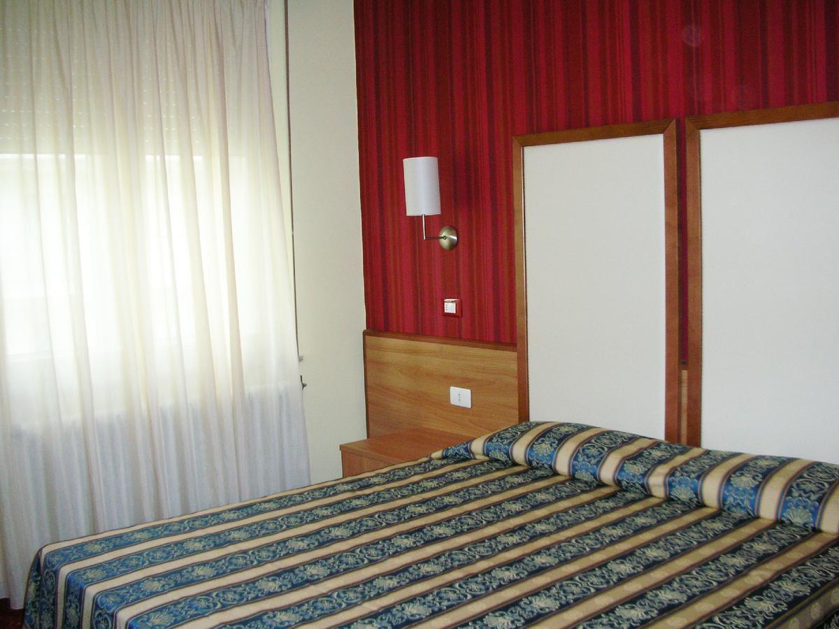 Hotel Promenade Universale 3*