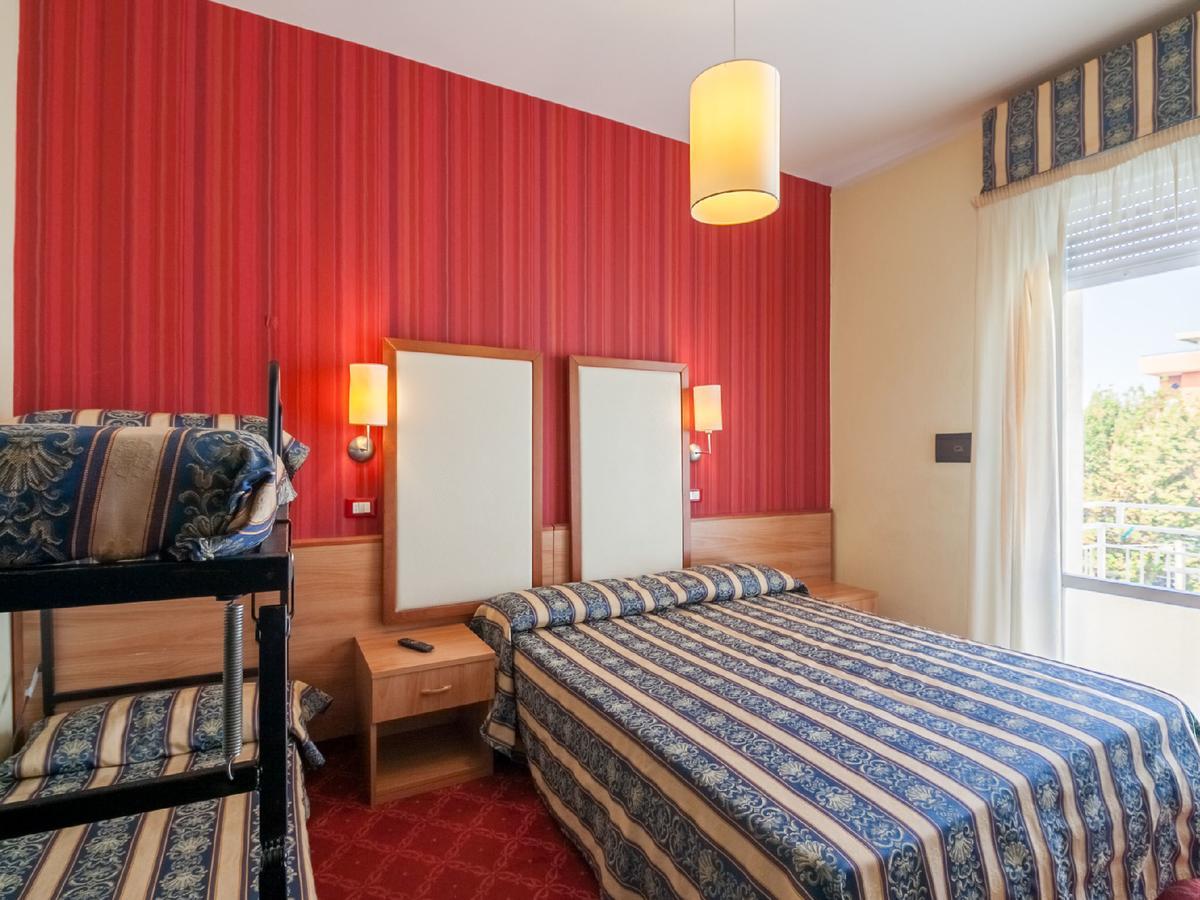 Promenade Universale Hotel Cesenatico