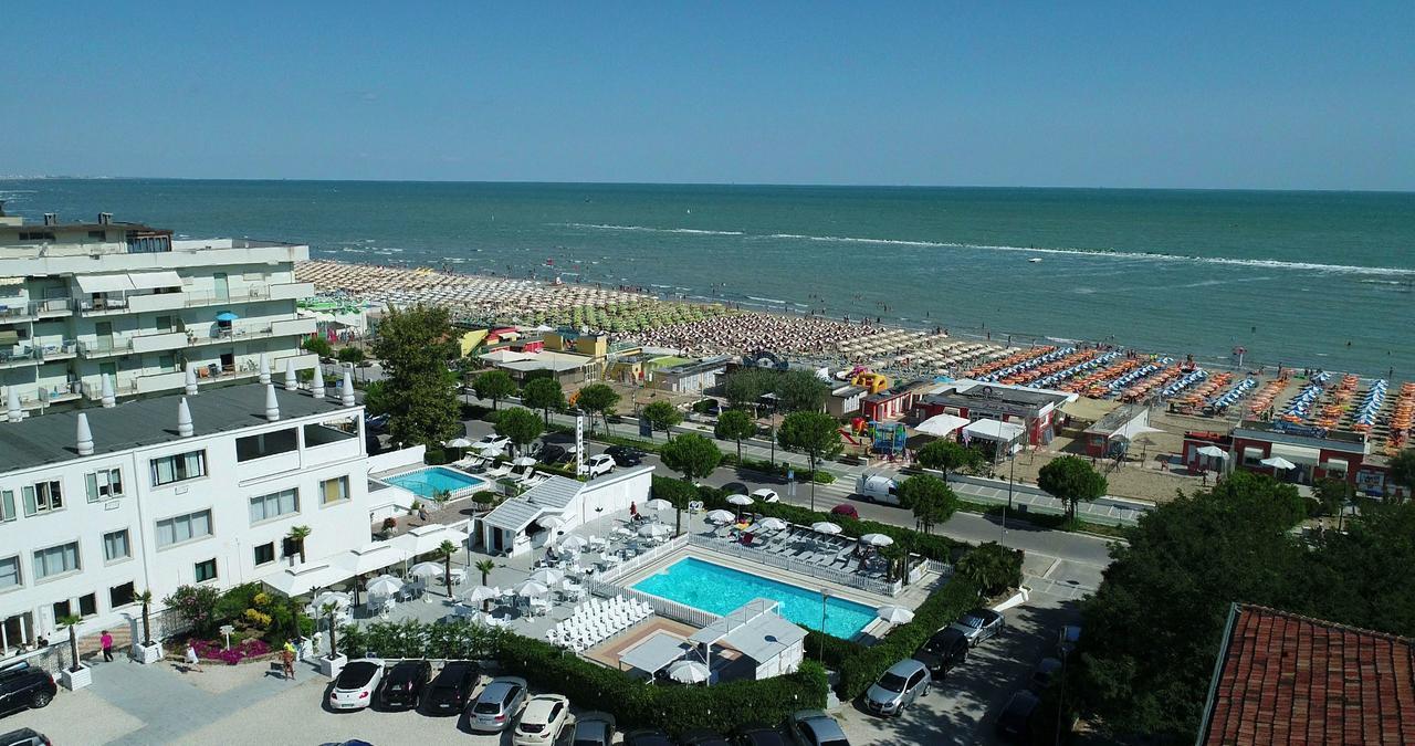 Promenade Universale 3* Cesenatico